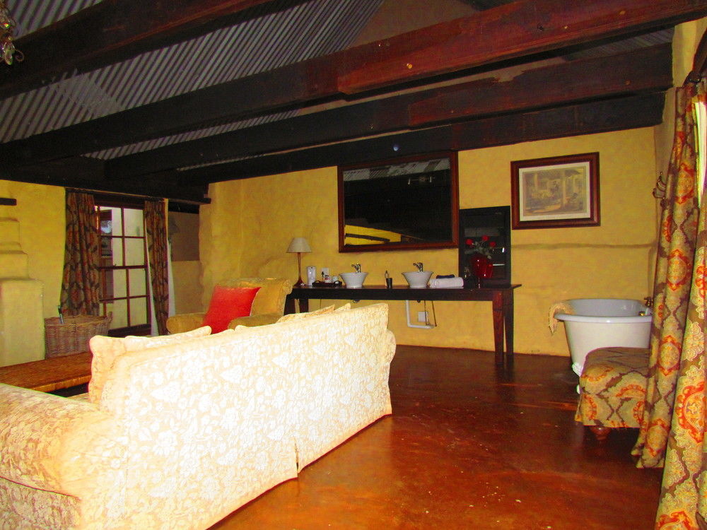 Plettenberg Bay Game Reserve: The Baroness Safari Lodge 外观 照片