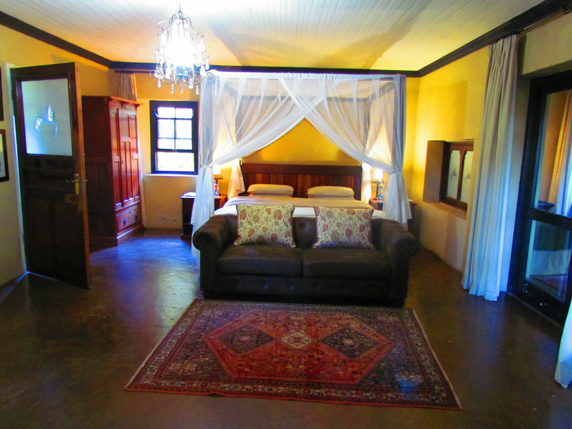 Plettenberg Bay Game Reserve: The Baroness Safari Lodge 外观 照片