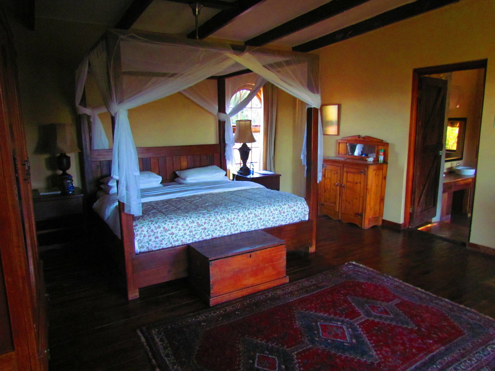 Plettenberg Bay Game Reserve: The Baroness Safari Lodge 外观 照片